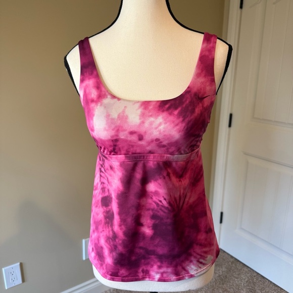 Nike Tankini Tank Top Pink Tie-Dye Athletic Wear Bralet Athletic Women's Sz S - Picture 2 of 10
